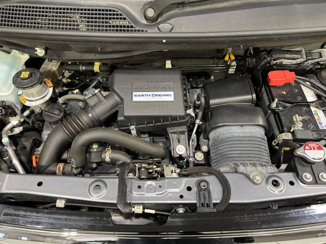 親切・丁寧な専門メカニックスタッフが応対!・車検・点検整備・事故等の修理などアフターサービスも安心。お車のカスタマイズもネクステージのサービススタッフまでご相談ください!