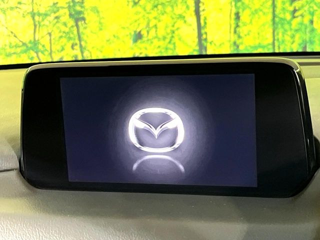 【純正ナビ】人気の純正ナビを装備。オーディオ機能も充実しており、Bluetooth接続すればお持ちのスマホやMP3プレイヤーの音楽を再生可能!毎日の運転がさらに楽しくなります!!