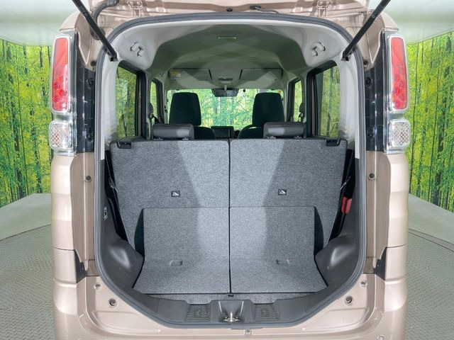普段のお買い物や通勤、送迎等に十分な荷室スペースを確保しております。セカンドシートを倒すと、大きな荷物の積載も可能です♪