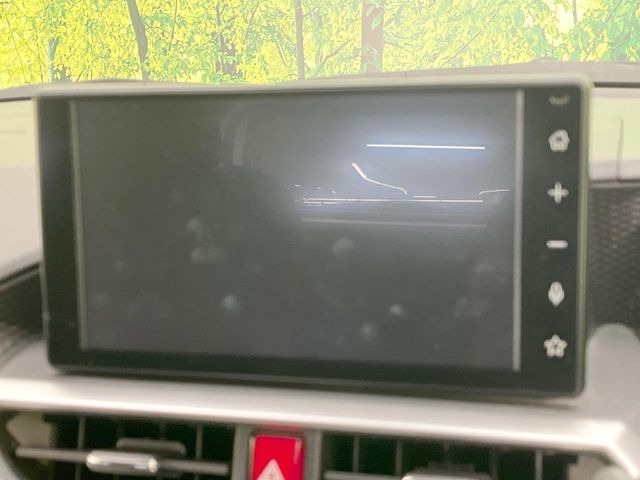 【9インチ ディスプレイオーディオ】大画面ディスプレイへお持ちのスマートフォンと連携して、ナビやbluetoothでの音楽再生が可能です♪デザインはもちろん操作性も良好!別途ナビ機能の取付可能です♪