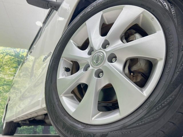 �y����16�C���`�A���~�z�C�[���z�O�ςɃ}�b�`���������A���~�z�C�[���𑕒����Ă���܂��B�e��ЊO�A���~�z�C�[����A�X�^�b�h���X�^�C�����戵�����Ă���܂��B���񂲑��k����������
