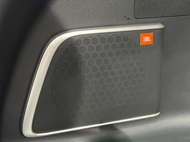 【JBLサウンドシステム】高度なチューニング能力が搭載されており、高音質な音楽をお楽しみいただけます♪