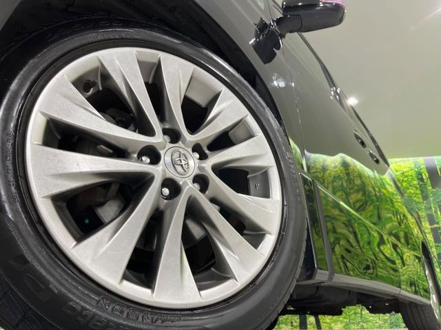 �y����18�C���`�A���~�z�C�[���z�O�ςɃ}�b�`���������A���~�z�C�[���𑕒����Ă���܂��B�e��ЊO�A���~�z�C�[����A�X�^�b�h���X�^�C�����戵�����Ă���܂��B���񂲑��k����������