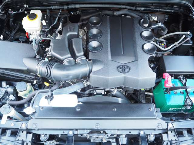 ���Ԃ̏�ԂŋC�ɂȂ镔�����������܂�����A���[���ɂČf�ڒ��ȊO�̉摜�⓮��������肷�邱�Ƃ��\�ł�!�J�[�Z���T�[�o�R�ɂĂ��₢���킹�������A���ڃ��[��:world_clovercars@yahoo.co.jp�܂ł��A����������