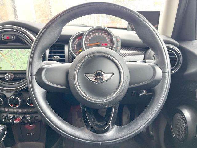 ���n���h�����̃X�������Ȃ��A���ꂢ�ȏ�Ԃ��ێ����Ă���܂��B�e�X�C�b�`���̓�����m�F�ς݂ł��B