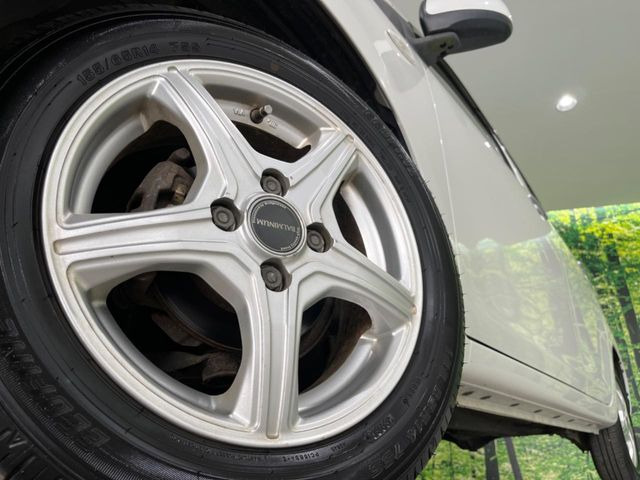 �y14�C���`�A���~�z�C�[���z�O�ςɃ}�b�`�����A���~�z�C�[���𑕒����Ă���܂��B�e��A���~�z�C�[����A�X�^�b�h���X�^�C�����戵�����Ă���܂��B���񂲑��k����������