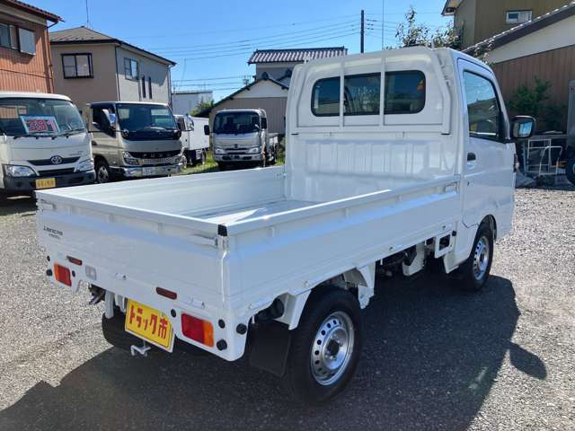 全国配送納車&各種オプション品取り付けも承ります!衝突被害軽減ブレーキ!LEDヘッドライト!コーナーセンサー!