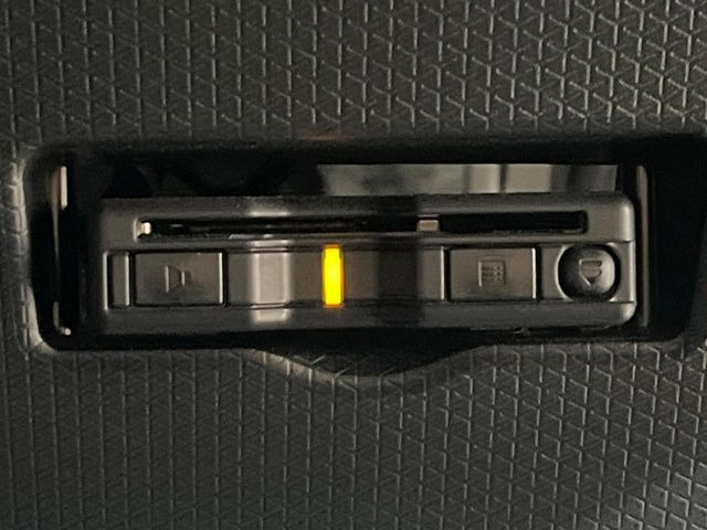 【ETC】高速道路の料金所をストレスなく通過!話題のスポットやサービスエリアに多い「スマートIC」利用時は必須のアイテムです。当店でセットアップを実施、ご納車当日からすぐにご利用いただけます!