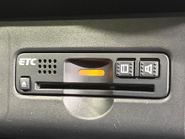 【ETC】高速道路の料金所をストレスなく通過!話題のスポットやサービスエリアに多い「スマートIC」利用時は必須のアイテムです。当店でセットアップを実施、ご納車当日からすぐにご利用いただけます!