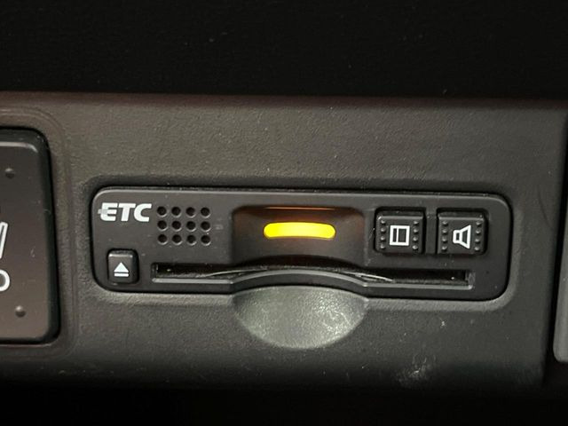【ETC】高速道路の料金所をストレスなく通過!話題のスポットやサービスエリアに多い「スマートIC」利用時は必須のアイテムです。当店でセットアップを実施、ご納車当日からすぐにご利用いただけます!