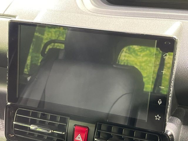 【ディスプレイオーディオ】お持ちのスマホやMP3プレイヤーとの無線接続で音楽再生が可能!コードで繋ぐわずらわしさも無く、手軽にお気に入りの音楽を楽しめます。