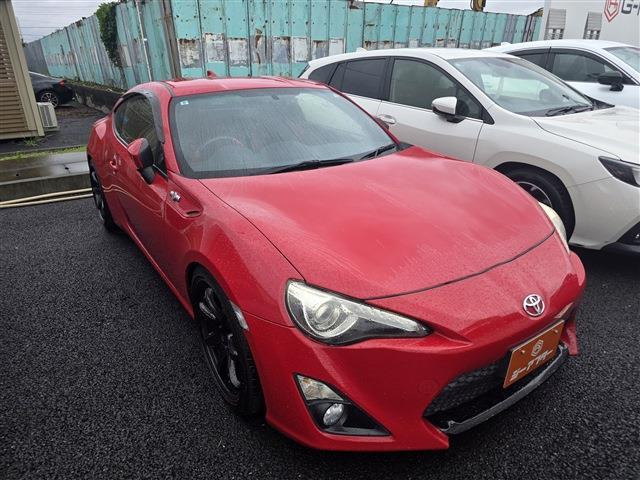 86(トヨタ) 2.0 GT　ワンオーナー 禁煙車 6MT 純正ナビ 中古車画像