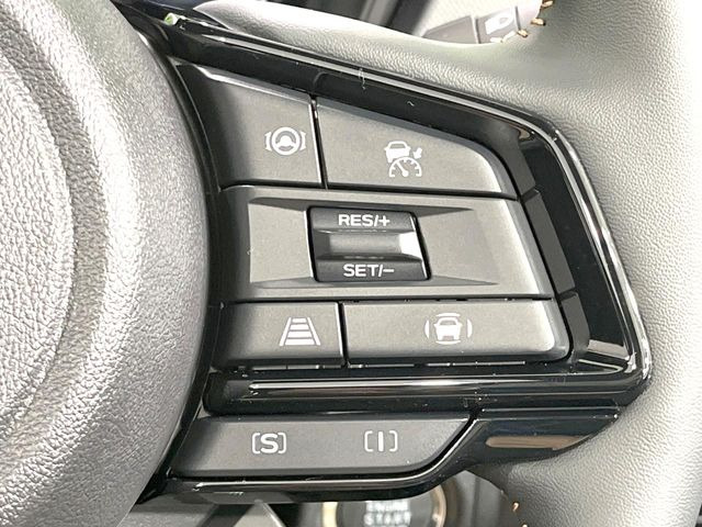 【ツーリングアシスト】幅広い車速域で、アクセル・ブレーキ・ステアリング操作を自動でアシスト。渋滞ストレスから高速巡航まで、様々なシーンで運転負荷を軽減してくれます♪
