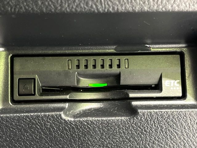 【ETC】高速道路の料金所をストレスなく通過!話題のスポットやサービスエリアに多い「スマートIC」利用時は必須のアイテムです。当店でセットアップを実施、ご納車当日からすぐにご利用いただけます!