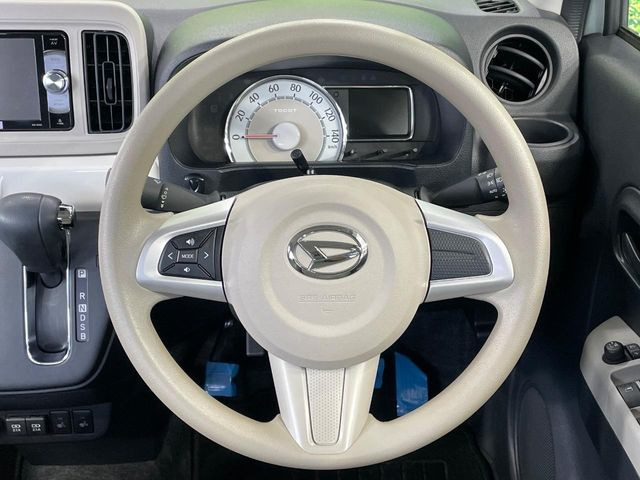 【ステアリングスイッチ】運転中、前方から目線をそらすことなく、オーディオ等の操作が可能な便利機能!安心&快適なドライブを演出してくれます♪