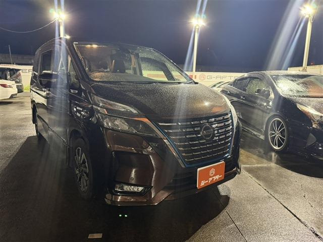 セレナ1.2 e-POWER ハイウェイスターV