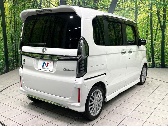 ☆全国のネクステージからお取り寄せが可能※!遠方の店舗に展示してあるクルマが気になる場合も、最寄りの店舗でご覧いただくことが可能です!是非私たちに要望をお聞かせください!※別途費用