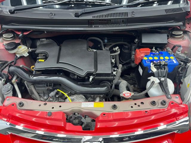 親切・丁寧な専門メカニックスタッフが応対!・車検・点検整備・事故等の修理などアフターサービスも安心。お車のカスタマイズもネクステージのサービススタッフまでご相談ください!