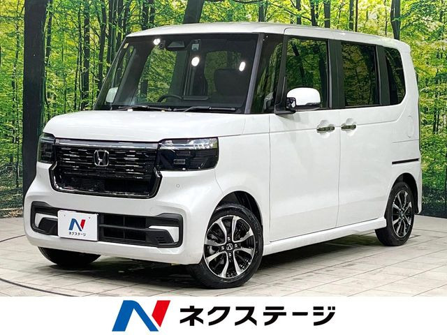 N-BOXカスタム(ホンダ) コーディネートスタイル モノトーン 中古車画像