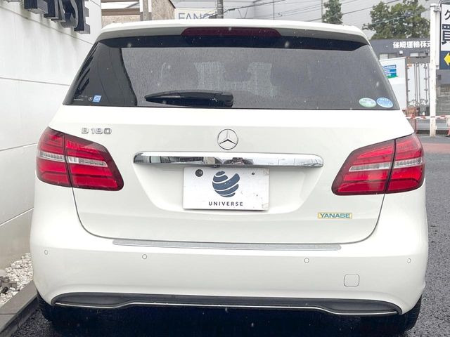●当店では第三者機関による車両品質鑑定を導入し、修復歴車を排除。鑑定書が発行されますので、ぱっと見ただけでは分からない箇所まで納得した上でご検討いただけます。※一部未実施の場合がございます。
