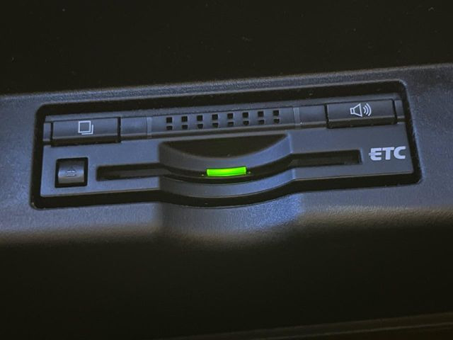 【ETC】高速道路の料金所をストレスなく通過!話題のスポットやサービスエリアに多い「スマートIC」利用時は必須のアイテムです。当店でセットアップを実施、ご納車当日からすぐにご利用いただけます!