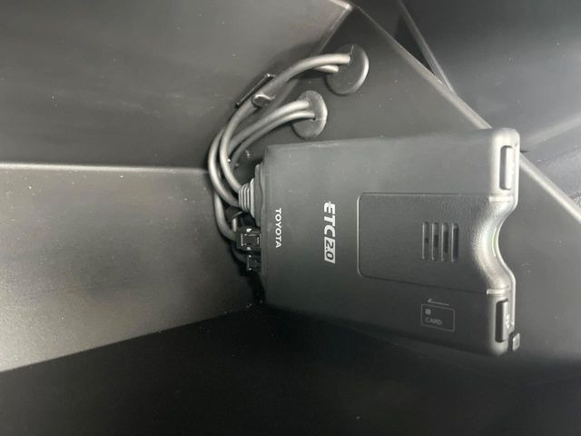 【ETC】高速道路の料金所をストレスなく通過!話題のスポットやサービスエリアに多い「スマートIC」利用時は必須のアイテムです。当店でセットアップを実施、ご納車当日からすぐにご利用いただけます!