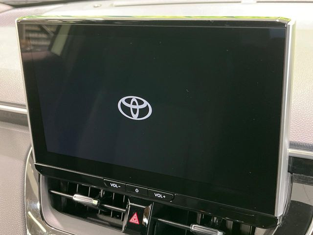 �y10.5�C���` �f�B�X�v���C�I�[�f�B�I�z���ʂ̃f�B�X�v���C��AppleCarPlay��AndroidAuto�����p�\�B�傫�ȉ�ʂŃX�}�z�i�r�A�v���������p���������܂���