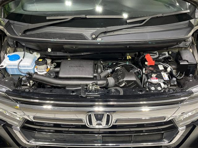 親切・丁寧な専門メカニックスタッフが応対!・車検・点検整備・事故等の修理などアフターサービスも安心。お車のカスタマイズもネクステージのサービススタッフまでご相談ください!下回りがきれいなうちに、防錆加