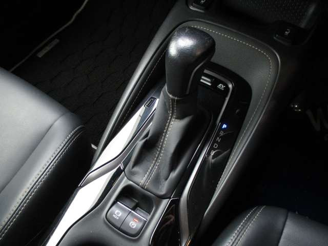 純正DAナビ・フルセグ・Bカメラ・Carplay/AndoroidAuto・ビルトインETC・革巻きH・ハーフレザー・シート&ステアヒーター・純正17AW・PCS・LCC・LTA・PKSB・RSA・AHB・ソナー