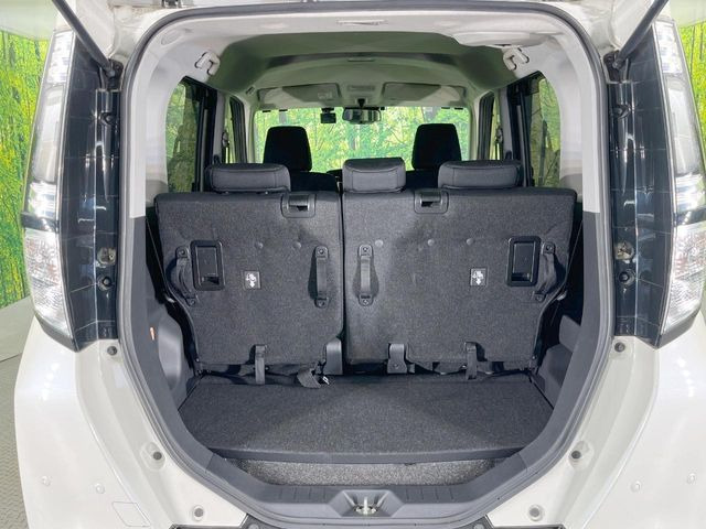 普段のお買い物や通勤、送迎等に十分な荷室スペースを確保しております。セカンドシートを倒すと、大きな荷物の積載も可能です♪
