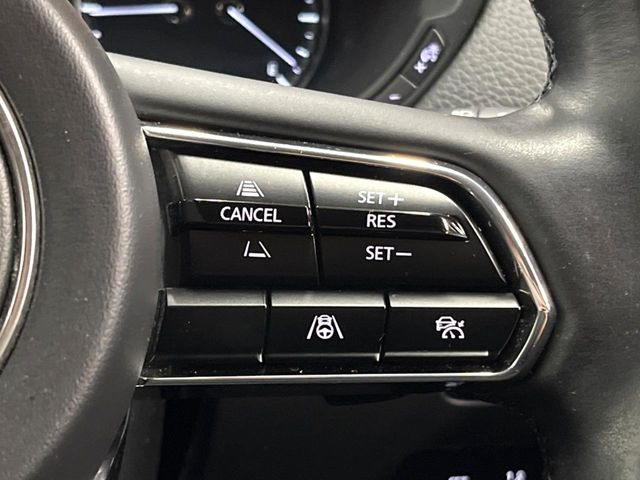 【マツダ・レーダークルーズコントロール】高速道路での長距離走行が楽に!自動で速度を保つクルーズコントロールが、衝突軽減システムと連携し、前方の車両を感知して車間を保つように速度調節してくれます!!