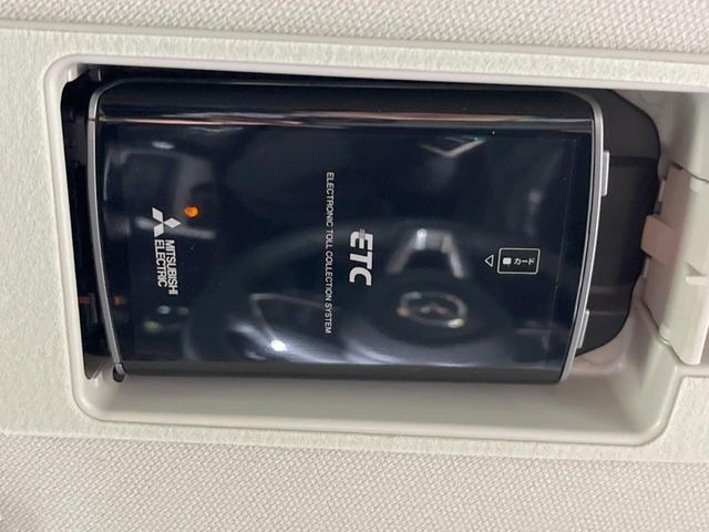 【ETC】高速道路の料金所をストレスなく通過!話題のスポットやサービスエリアに多い「スマートIC」利用時は必須のアイテムです。当店でセットアップを実施、ご納車当日からすぐにご利用いただけます!