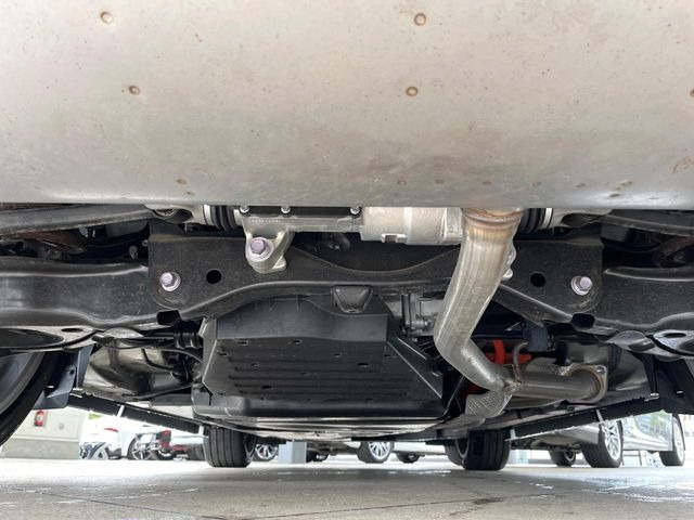 下回りがきれいなうちに、防錆加工の施工がオススメ。降雪地域はもちろん、沿岸部にお住いの方や、趣味でマリン・ウィンタースポーツをされる方に大変好評いただいております。