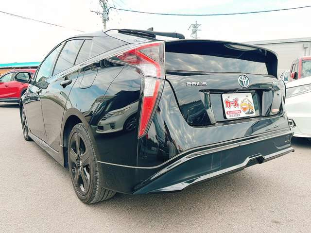 当店では軽自動車から普通車まで幅広くオールメーカーの車種・色・グレードを豊富に揃えております。