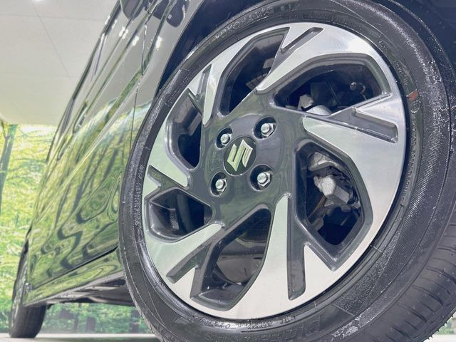 �y����15�C���`�A���~�z�C�[���z�O�ςɃ}�b�`���������A���~�z�C�[���𑕒����Ă���܂��B�e��ЊO�A���~�z�C�[����A�X�^�b�h���X�^�C�����戵�����Ă���܂��B���񂲑��k����������