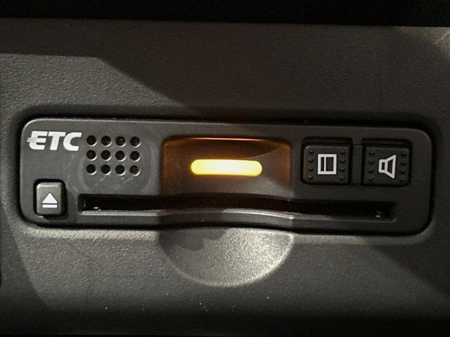 【ETC】高速道路の料金所をストレスなく通過!話題のスポットやサービスエリアに多い「スマートIC」利用時は必須のアイテムです。当店でセットアップを実施、ご納車当日からすぐにご利用いただけます!