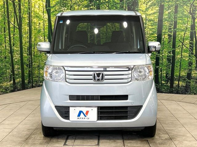 弊社では、全車『修復歴なし』のお車のみ取り扱っております。専任バイヤーによる厳選した仕入れの後、入庫後の車両チェックを行い、ネクステージが認定した高品質な中古車をご提供しております。