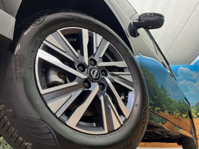 �y����16�C���`�A���~�z�C�[���z�O�ςɃ}�b�`���������A���~�z�C�[���𑕒����Ă���܂��B�e��ЊO�A���~�z�C�[����A�X�^�b�h���X�^�C�����戵�����Ă���܂��B���񂲑��k����������