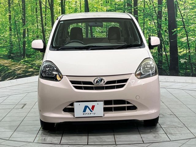 弊社では、全車『修復歴なし』のお車のみ取り扱っております。専任バイヤーによる厳選した仕入れの後、入庫後の車両チェックを行い、ネクステージが認定した高品質な中古車をご提供しております。