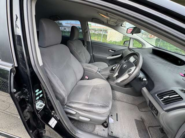 内装です☆納車前にクリーニングも実施致します☆