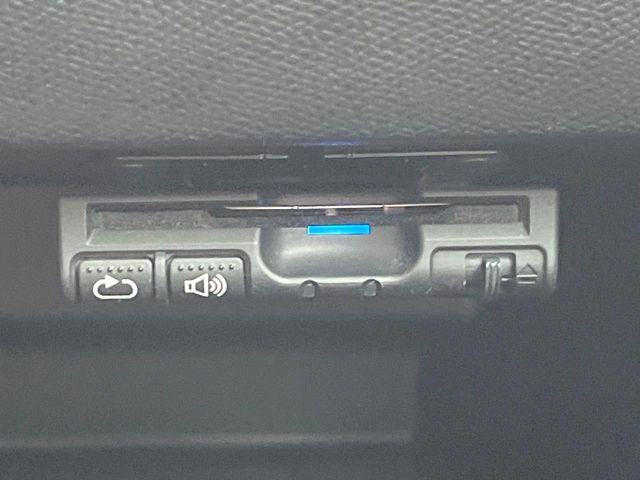 ●ETC車載器(アンテナ分離型音声案内タイプ):お引き渡し時には再セットアップを実施後、お渡しいたします。マイレージ登録に関してもお気軽にスタッフまでお尋ねください。