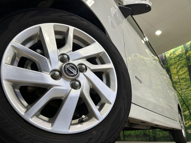 �y����14�C���`�A���~�z�C�[���z�O�ςɃ}�b�`���������A���~�z�C�[���𑕒����Ă���܂��B�e��ЊO�A���~�z�C�[����A�X�^�b�h���X�^�C�����戵�����Ă���܂��B���񂲑��k����������
