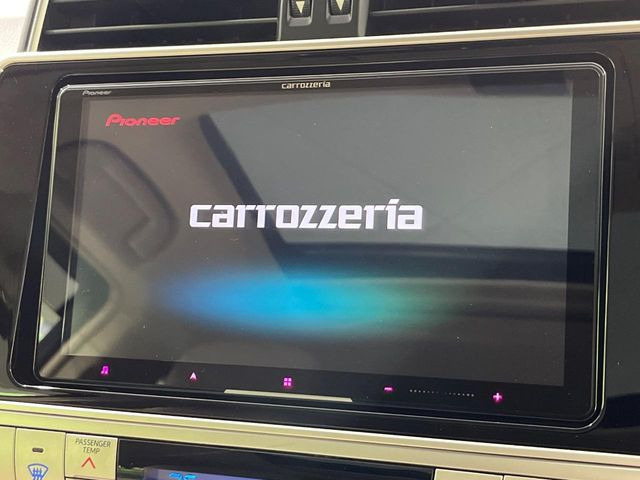 �y9�^�i�r�Q�[�V�����z�g���₷���i�r�ŖړI�n�܂ł�������ē����Ă���܂��B�e��I�[�f�B�I�Đ��@�\���[�����Ă���A���Ԃ̉^�]������Ɋy�����Ȃ�܂�!!