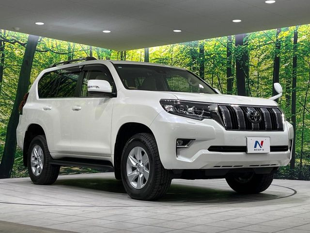 �������x�̃K���X�疌�ŝ����͂������A�㎿�ȃc���E����������B���O����_���J�����؂Ȉ��Ԃ�ی삵�A�F�����E�򉻂�h�~�B�u�e�X�v���b�V���R�[�g�v�A�u�e�v���~�b�T�R�[�g�v���炨�I�т��������܂��B