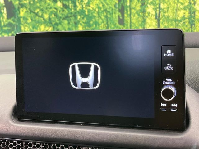 【9インチ ホンダコネクトディスプレイ】視認性の高い大画面ディスプレイでナビの使用や、お持ちのスマートフォンと連携したbluetoothでの音楽再生が可能です♪