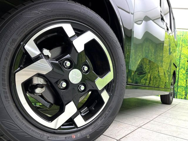 �y����14�C���`�A���~�z�C�[���z�O�ςɃ}�b�`���������A���~�z�C�[���𑕒����Ă���܂��B�e��ЊO�A���~�z�C�[����A�X�^�b�h���X�^�C�����戵�����Ă���܂��B���񂲑��k����������