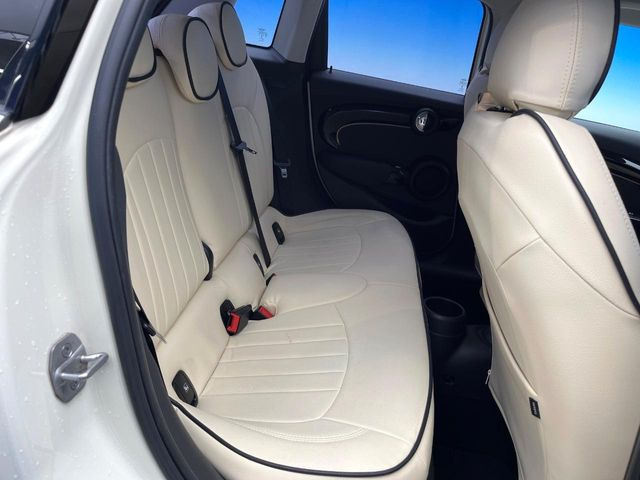 ���㕔���Ȃ��C�ɂȂ�悤�ȃL�Y�E�����ւ��蓙�A�傫�ȃ_���[�W�͂Ȃ��A�ǍD�ȏ�Ԃł��B