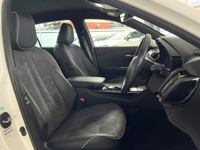 �^�]�Ȃ܂��ɂ͏\���ȃX�y�[�X������A�啿�ȕ��ł��������^�]���Ă�����������ł��B