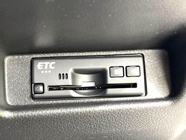 【ETC】高速道路の料金所をストレスなく通過!話題のスポットやサービスエリアに多い「スマートIC」利用時は必須のアイテムです。当店でセットアップを実施、ご納車当日からすぐにご利用いただけます!