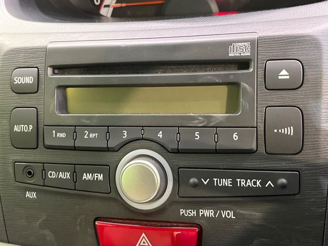 お好きな音楽を車内でお楽しみいただけます♪スピーカー交換・ウーハー追加などの音質向上や、最新ナビ・後席モニター等の取り付けも是非ご相談ください!